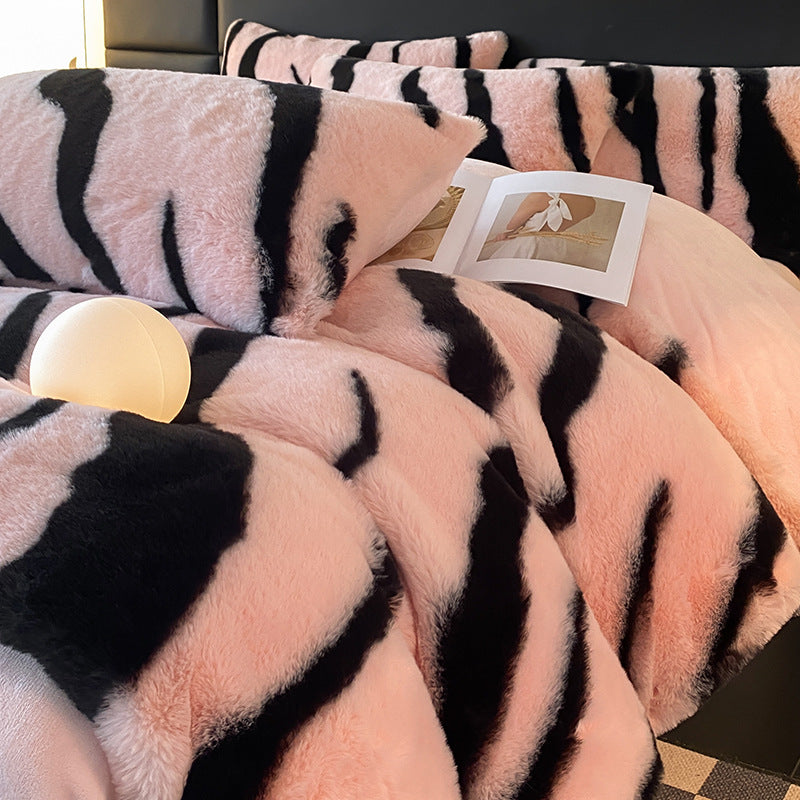 Leopard Print Milk Fiber Bedding Set – Luxury Quilt Cover 4-Piece Set