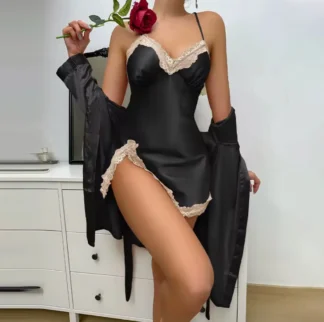 SLEEPWEAR