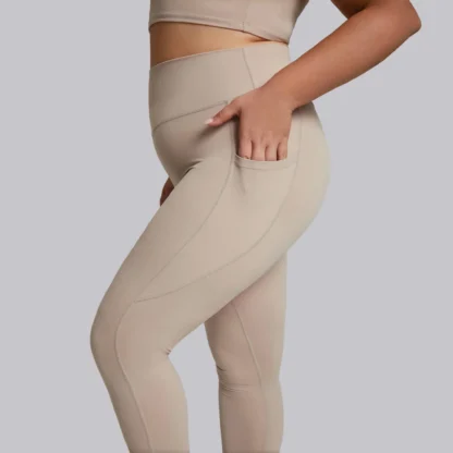 Plus Size Yoga Set for Women – 3XL Workout Outfit with Sports Bra & High-Waist Leggings | Super Stretch Activewear for Curvy Women - Image 3